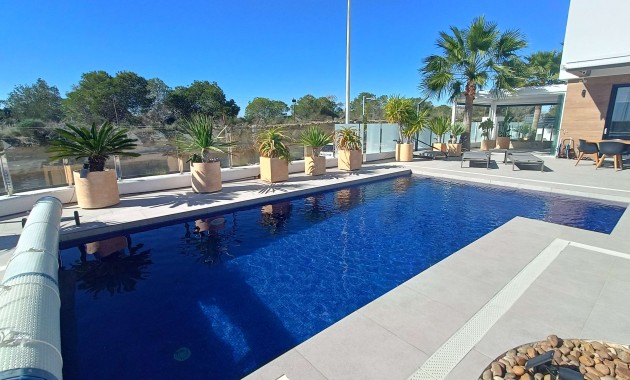 Sale - Detached Villa -
Algorfa - La Finca Golf Resort