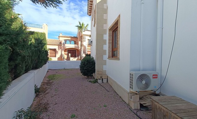 Sale - Detached Villa -
Algorfa - La Finca Golf Resort