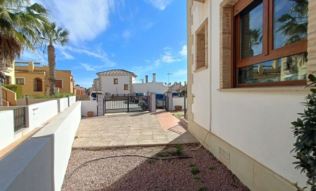 Sale - Detached Villa -
Algorfa - La Finca Golf Resort