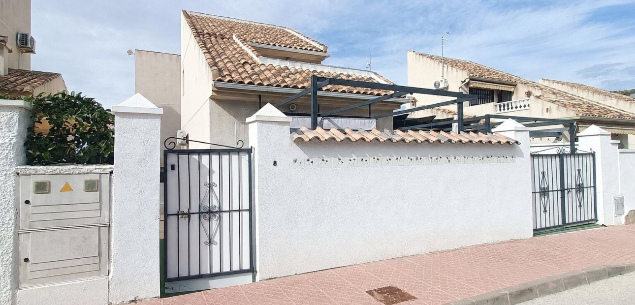 Sale - Detached Villa -
Benimar - Benimar II