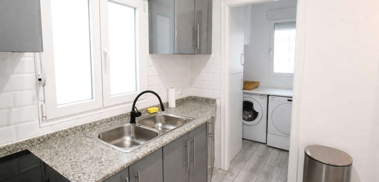 Sale - Detached Villa -
Benimar - Benimar II