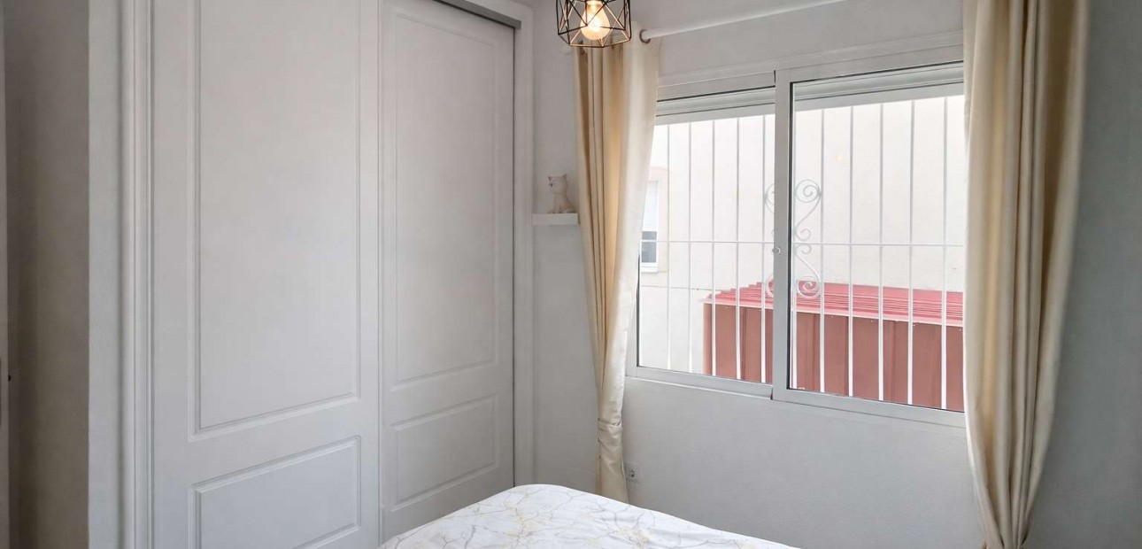 Sale - Detached Villa -
Benimar - Benimar II