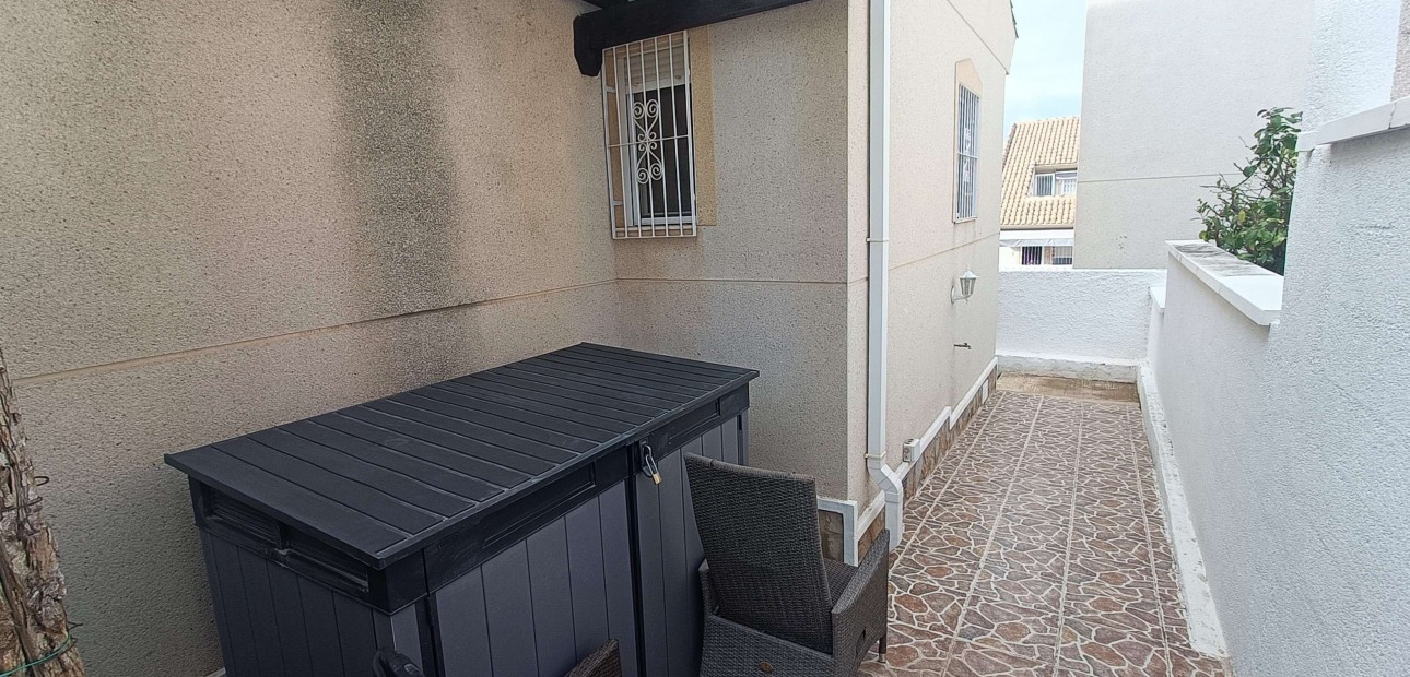 Sale - Detached Villa -
Benimar - Benimar II