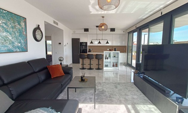 Sale - Detached Villa -
Algorfa - La Finca Golf Resort