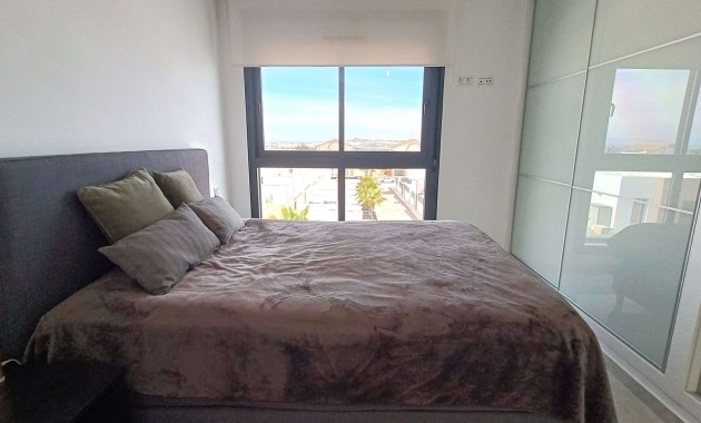 Sale - Detached Villa -
Algorfa - La Finca Golf Resort