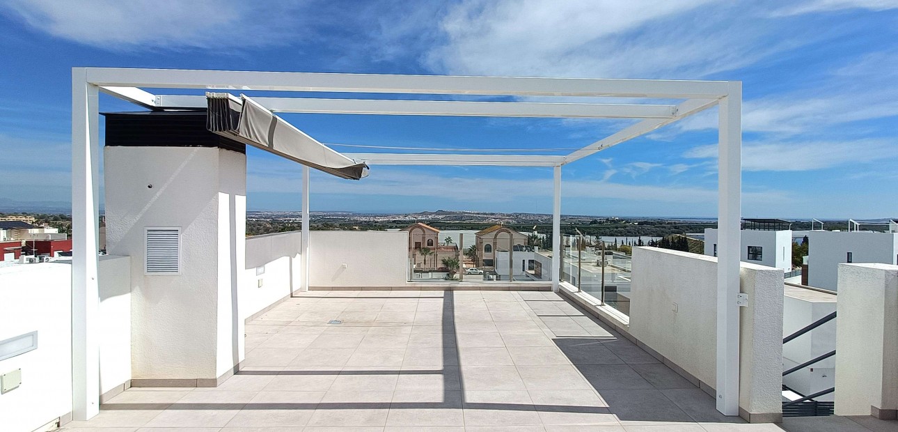 Sale - Detached Villa -
Algorfa - La Finca Golf Resort
