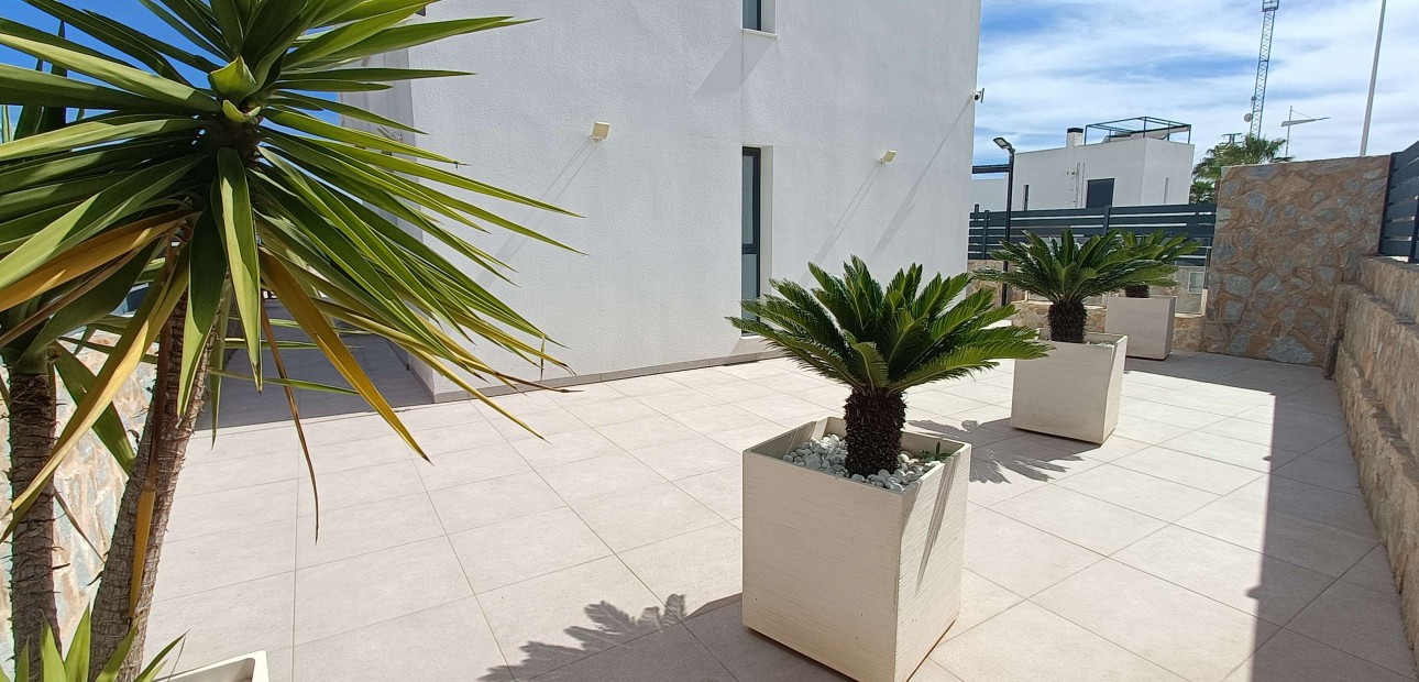 Sale - Detached Villa -
Algorfa - La Finca Golf Resort