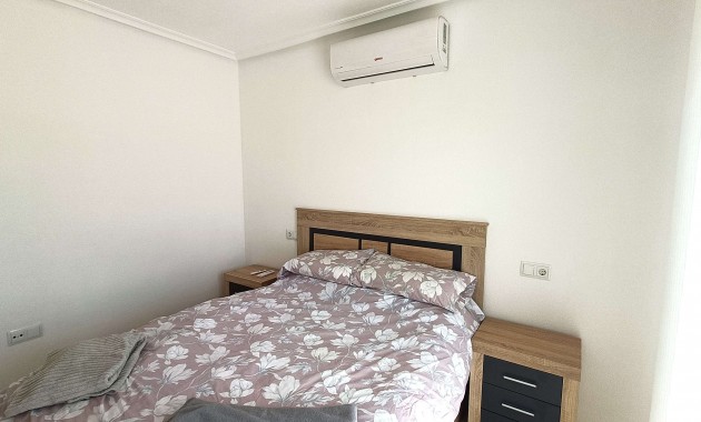 Sale - Apartment / flat -
Algorfa - La Finca Golf Resort