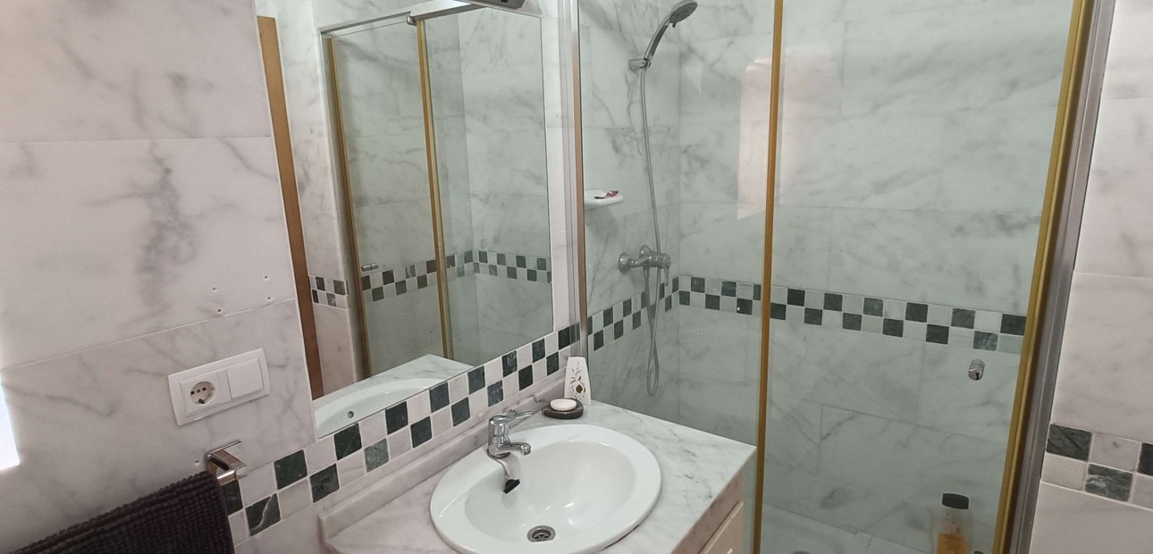 Sale - Apartment / flat -
Algorfa - La Finca Golf Resort
