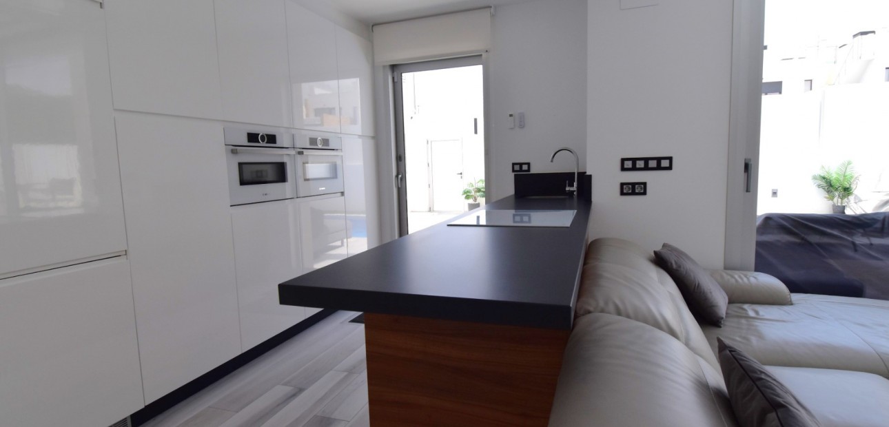 Sale - Detached Villa -
Orihuela Costa - Lomas de Cabo Roig