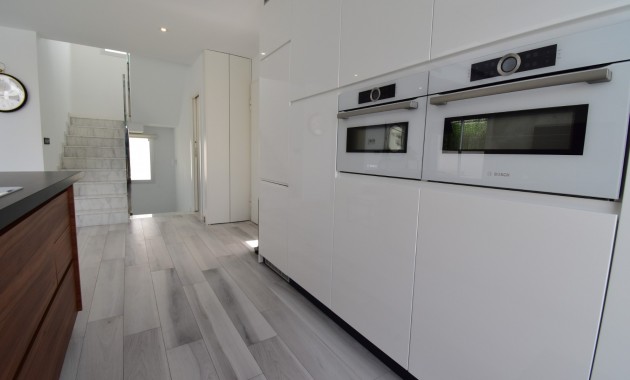 Sale - Detached Villa -
Orihuela Costa - Lomas de Cabo Roig