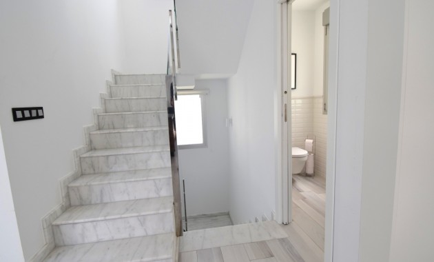 Sale - Detached Villa -
Orihuela Costa - Lomas de Cabo Roig