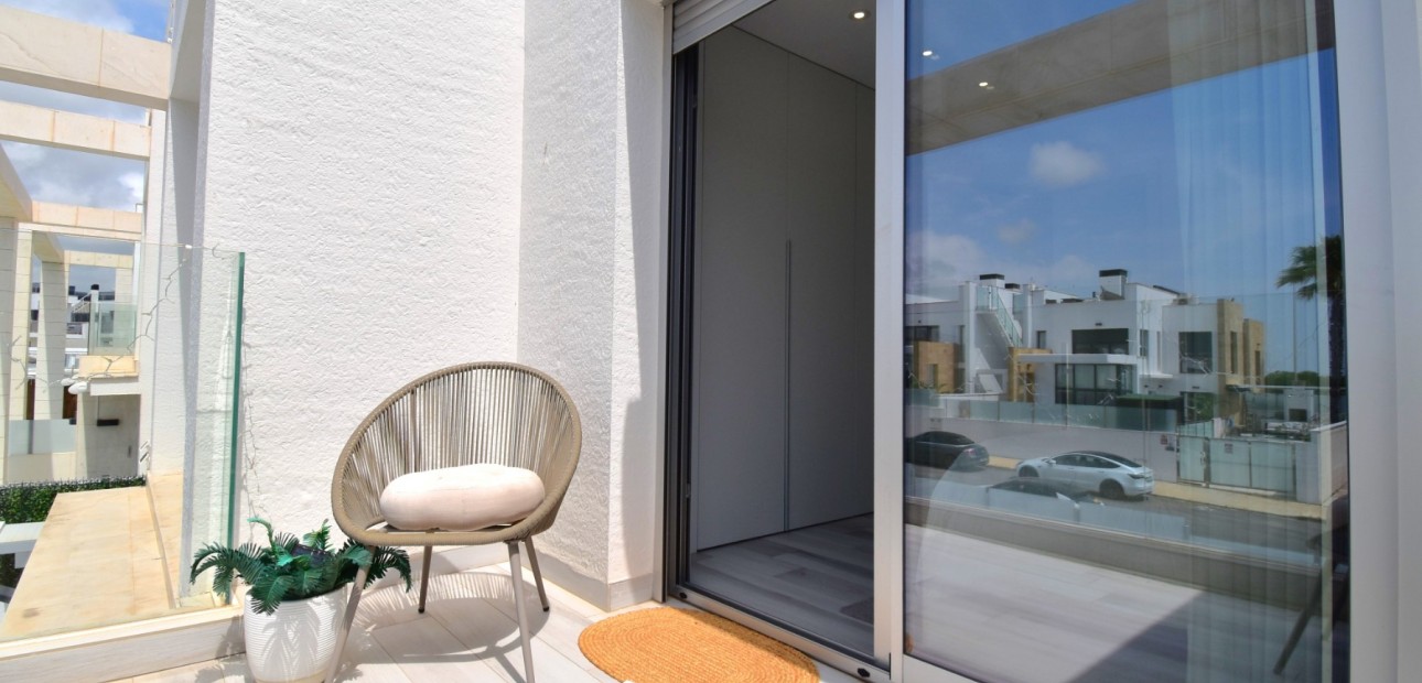 Sale - Detached Villa -
Orihuela Costa - Lomas de Cabo Roig