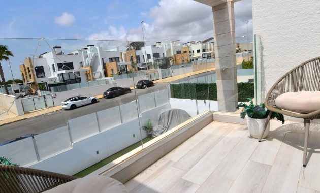 Sale - Detached Villa -
Orihuela Costa - Lomas de Cabo Roig