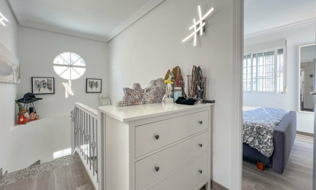 Sale - House -
Orihuela Costa - Villamartín