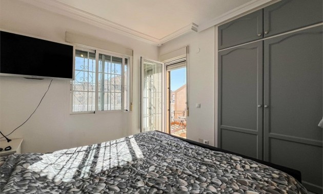 Sale - House -
Orihuela Costa - Villamartín