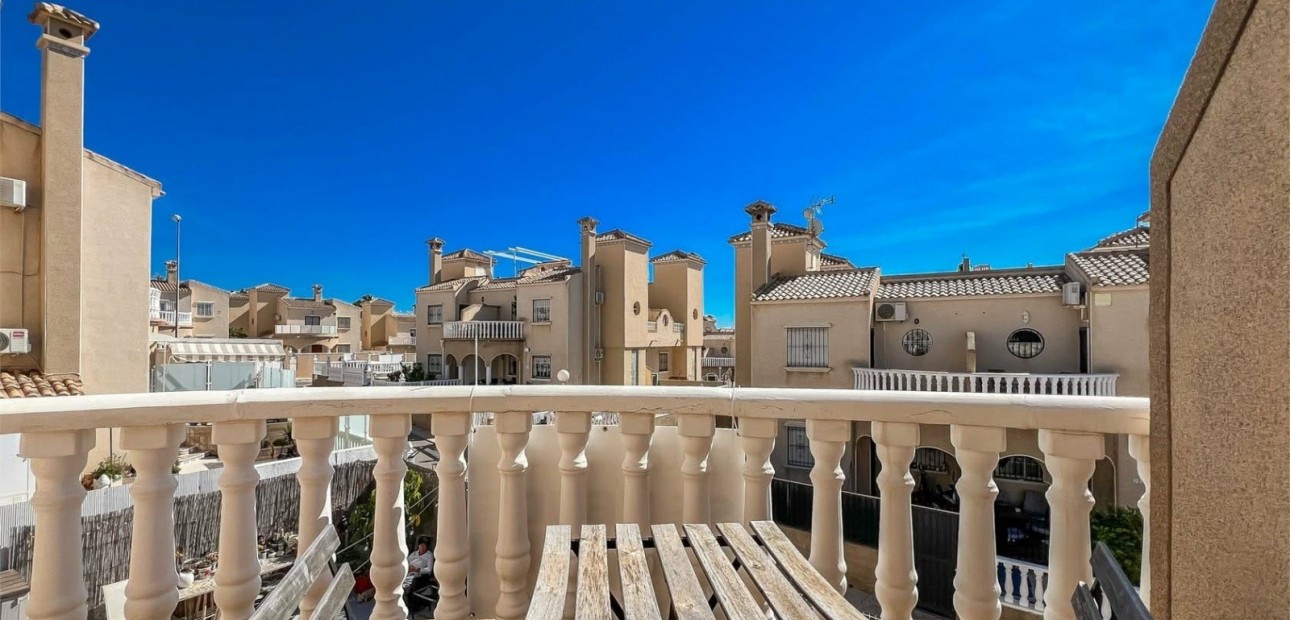 Sale - House -
Orihuela Costa - Villamartín