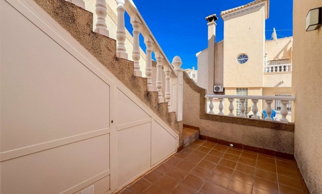 Sale - House -
Orihuela Costa - Villamartín