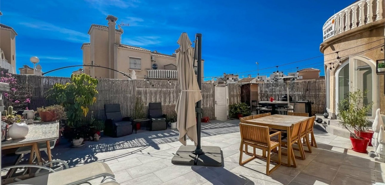 Sale - House -
Orihuela Costa - Villamartín