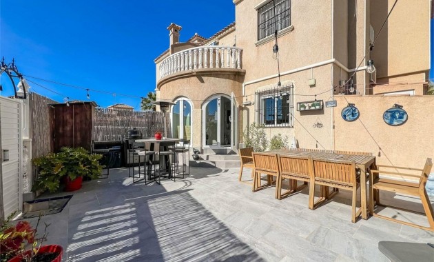 Sale - House -
Orihuela Costa - Villamartín