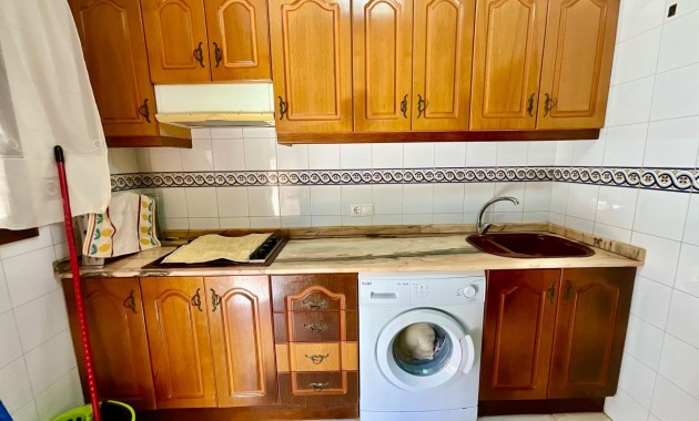 Sale - Bungalow -
Torrevieja - La Mata