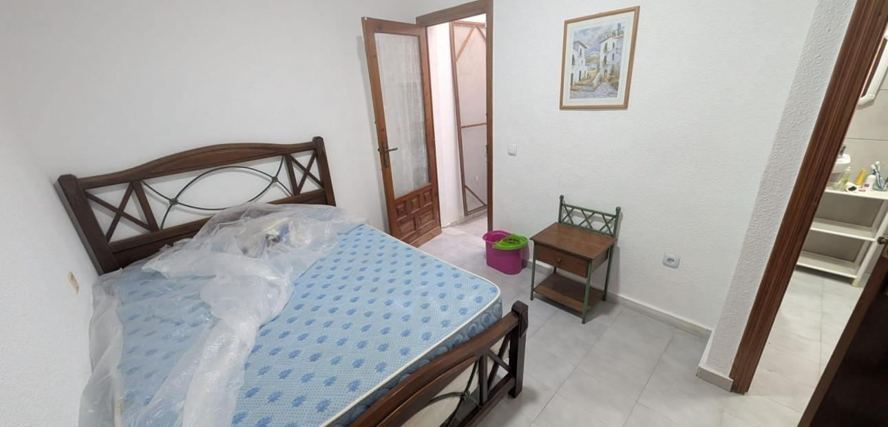 Sale - Bungalow -
Torrevieja - La Siesta - El Salado - Torreta
