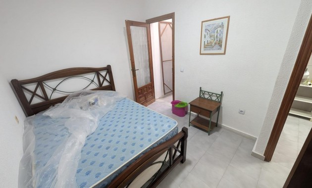 Sale - Bungalow -
Torrevieja - La Siesta - El Salado - Torreta