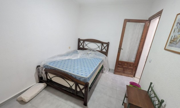 Sale - Bungalow -
Torrevieja - La Siesta - El Salado - Torreta