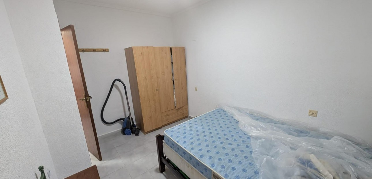 Sale - Bungalow -
Torrevieja - La Siesta - El Salado - Torreta