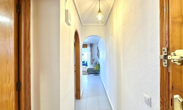 Sale - Apartment / flat -
Torrevieja - La Siesta - El Salado - Torreta