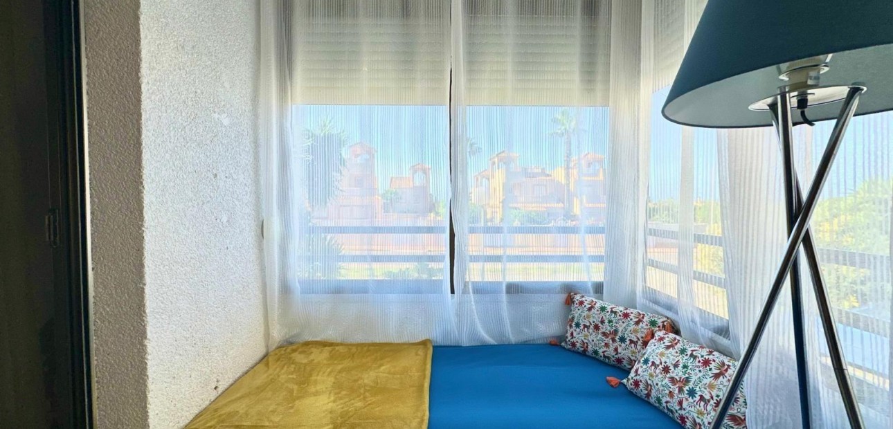 Sale - Apartment / flat -
Torrevieja - La Siesta - El Salado - Torreta