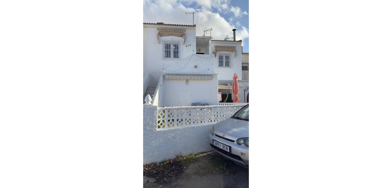 Sale - Bungalow -
Torrevieja - La Siesta - El Salado - Torreta