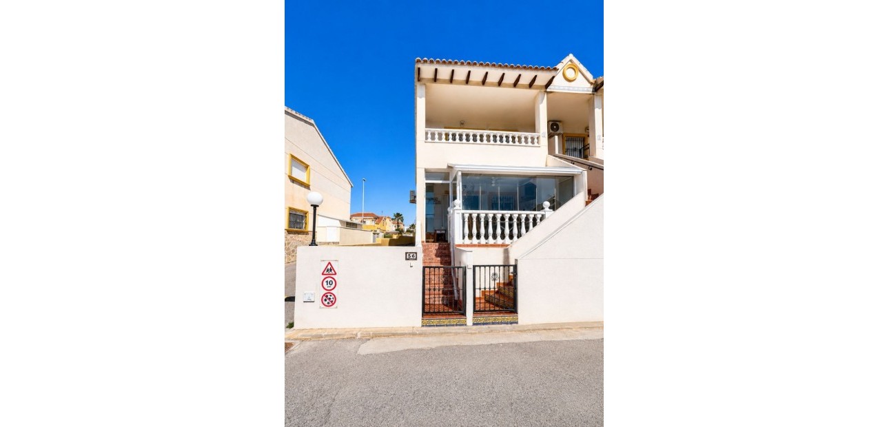 Sale - Apartment / flat -
Orihuela Costa - Cabo Roig