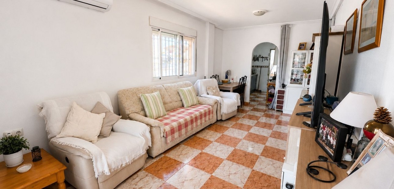 Sale - Apartment / flat -
Orihuela Costa - Cabo Roig