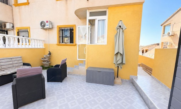 Sale - Apartment / flat -
Orihuela Costa - Cabo Roig