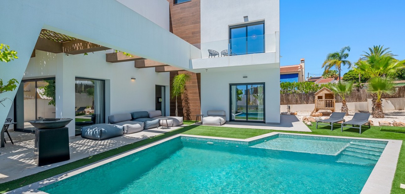Sale - Detached Villa -
Ciudad Quesada - Ciudad Quesada - Town