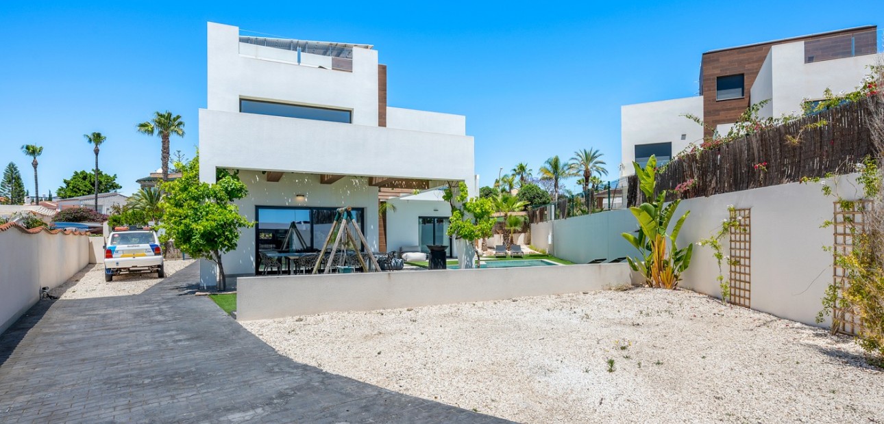 Sale - Detached Villa -
Ciudad Quesada - Ciudad Quesada - Town