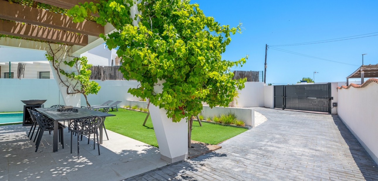 Sale - Detached Villa -
Ciudad Quesada - Ciudad Quesada - Town