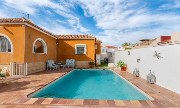 Sale - Detached Villa -
Ciudad Quesada - Ciudad Quesada - Town