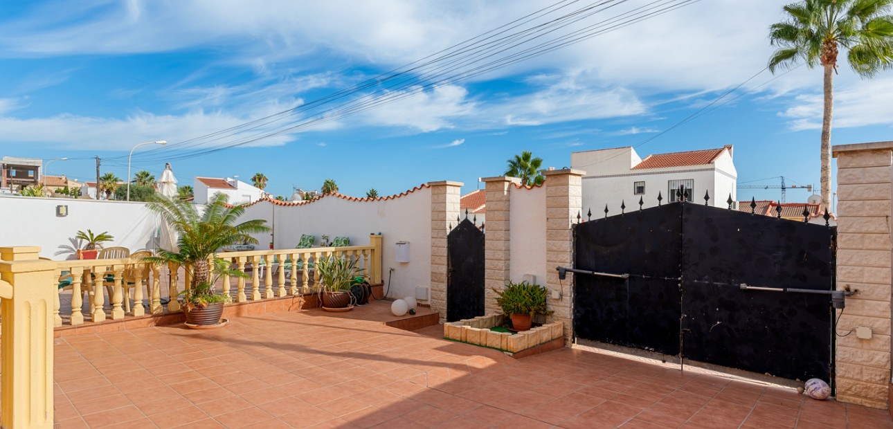 Sale - Detached Villa -
Ciudad Quesada - Ciudad Quesada - Town