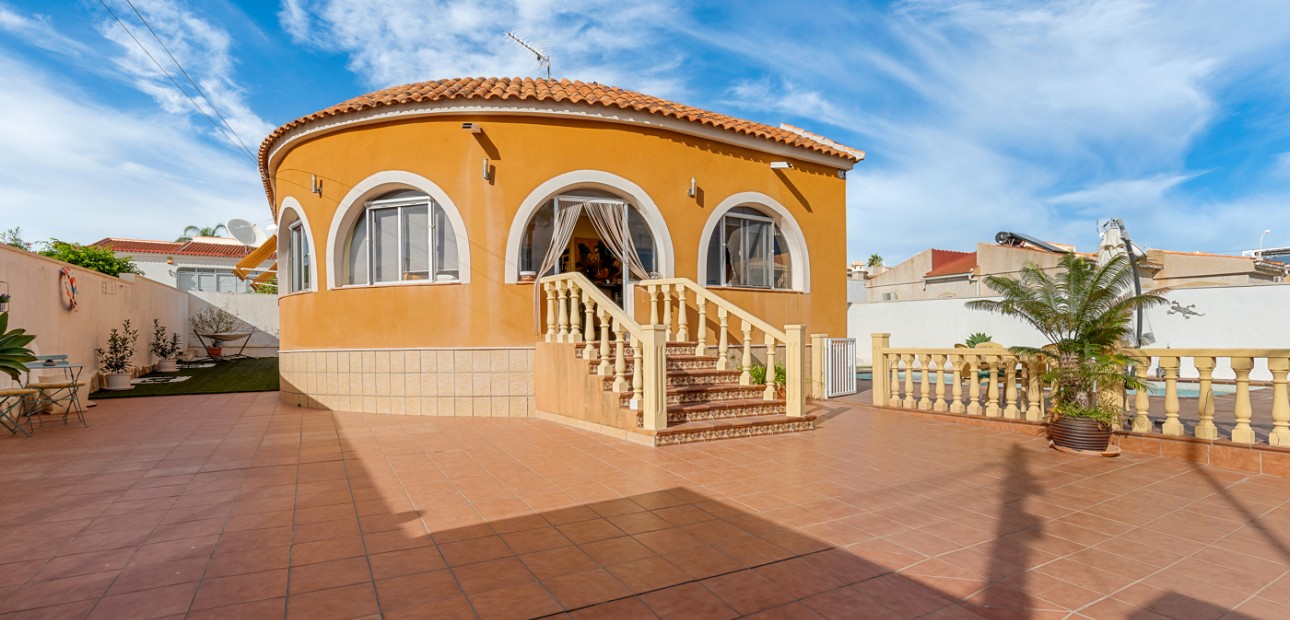 Sale - Detached Villa -
Ciudad Quesada - Ciudad Quesada - Town