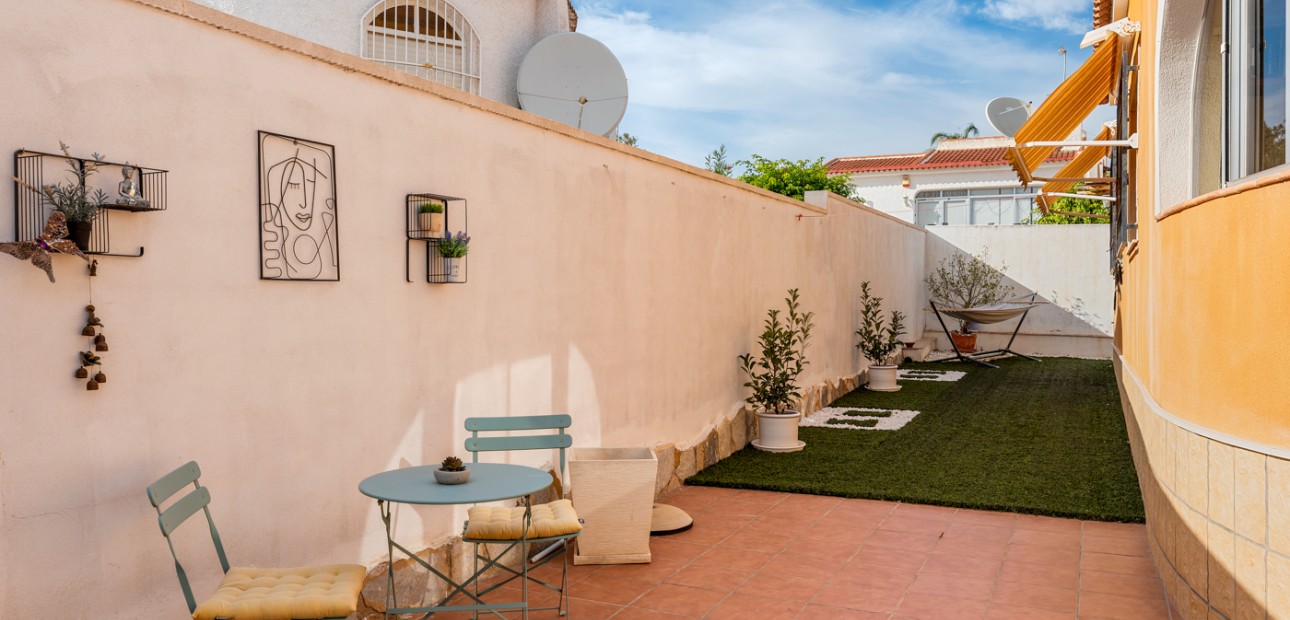 Sale - Detached Villa -
Ciudad Quesada - Ciudad Quesada - Town