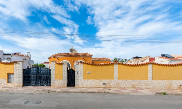 Sale - Detached Villa -
Ciudad Quesada - Ciudad Quesada - Town