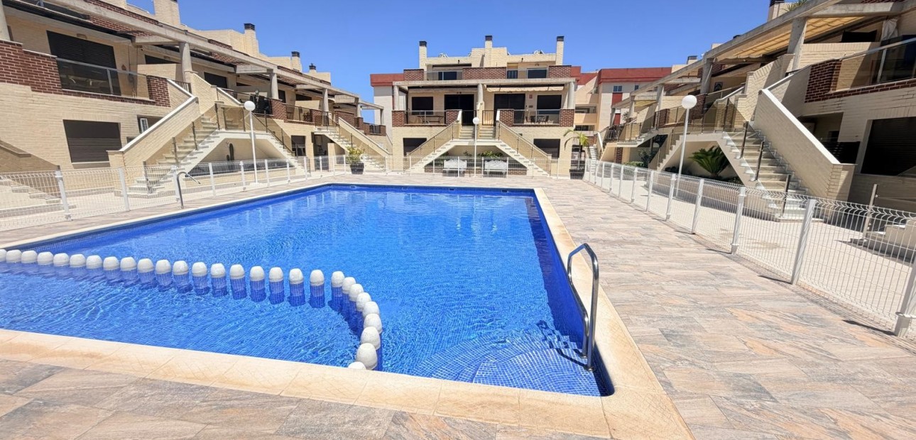 Herverkoop - Appartement / flat -
Orihuela Costa - Lomas de Cabo Roig