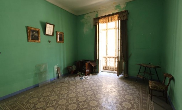 Venta - Building unique -
Orihuela - Zona Centro