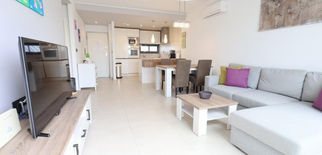 Sale - Bungalow -
Guardamar del Segura - EL RASO