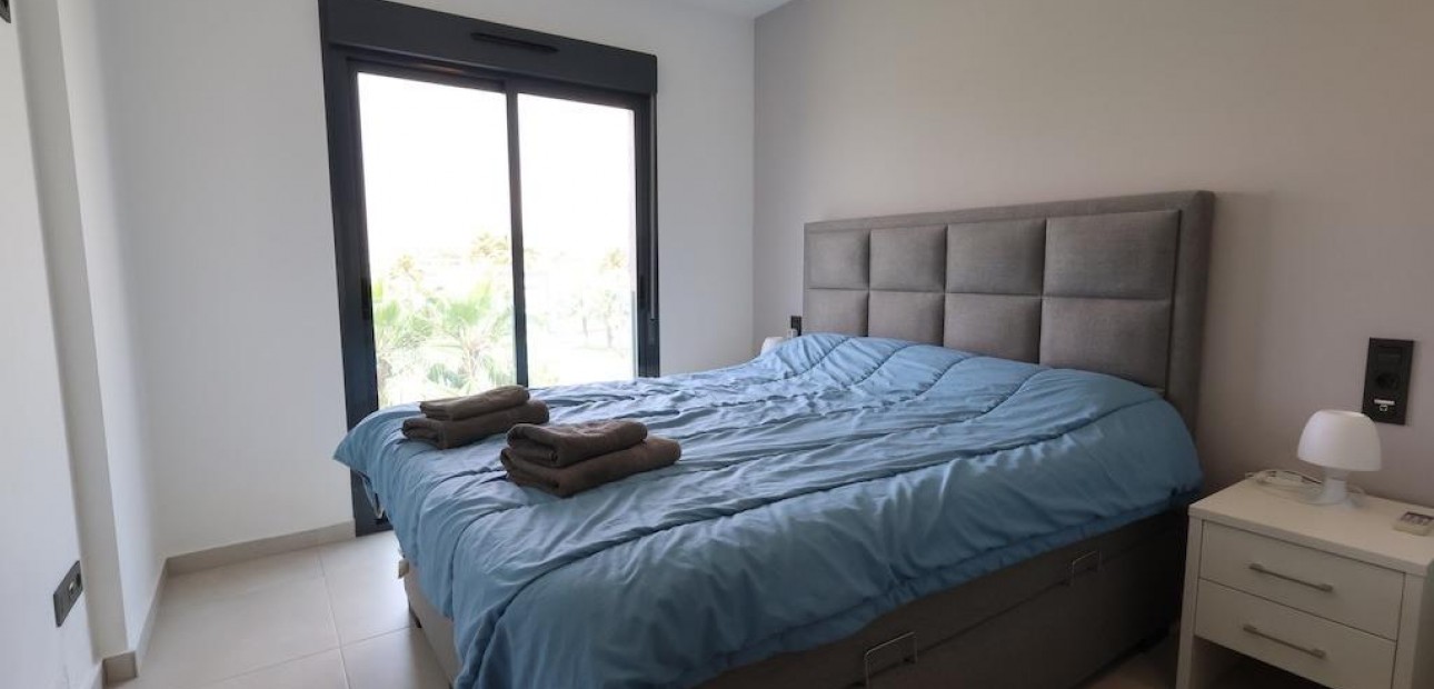 Sale - Bungalow -
Guardamar del Segura - EL RASO