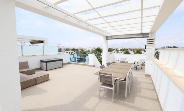 Sale - Bungalow -
Guardamar del Segura - EL RASO