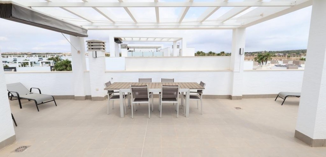 Sale - Bungalow -
Guardamar del Segura - EL RASO