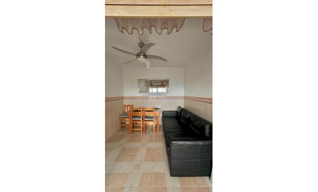 Venta - Apartamento / piso -
Torrevieja - Estacion de autobuses